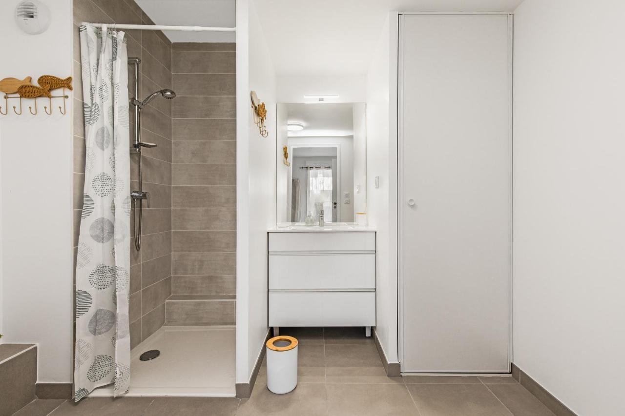 Le Corinthe - Appt Classe 3 Etoiles Et Climatise Marseillan  Exterior photo